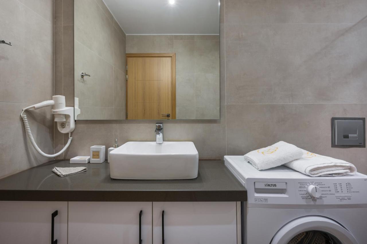 Kolymbari Sea Front Cozy Apartments Dış mekan fotoğraf